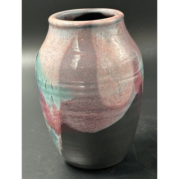 Krueger Pottery Abstract Purple Pink Blue Gloss Finished Vase Signed 6.75 inches - Picture 4 of 7